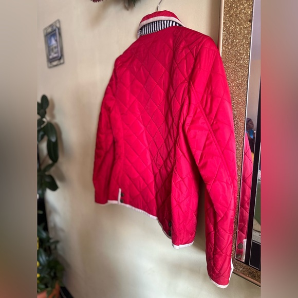 Tommy Girl Red Quilted White Trim Jacket - Picture 7 of 8